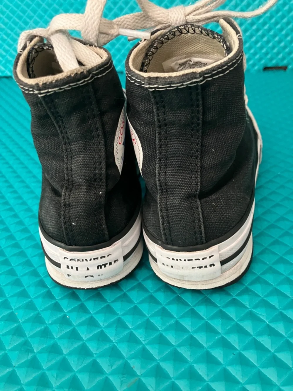 CONVERSE Chuck Taylor All Star Unisex Kids Lift Hi-Top Black Sneaker | 13